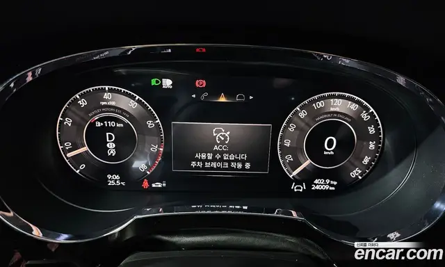 Bentley Bentayga 2024 4.0 автомат (гидро), миниатюра 11