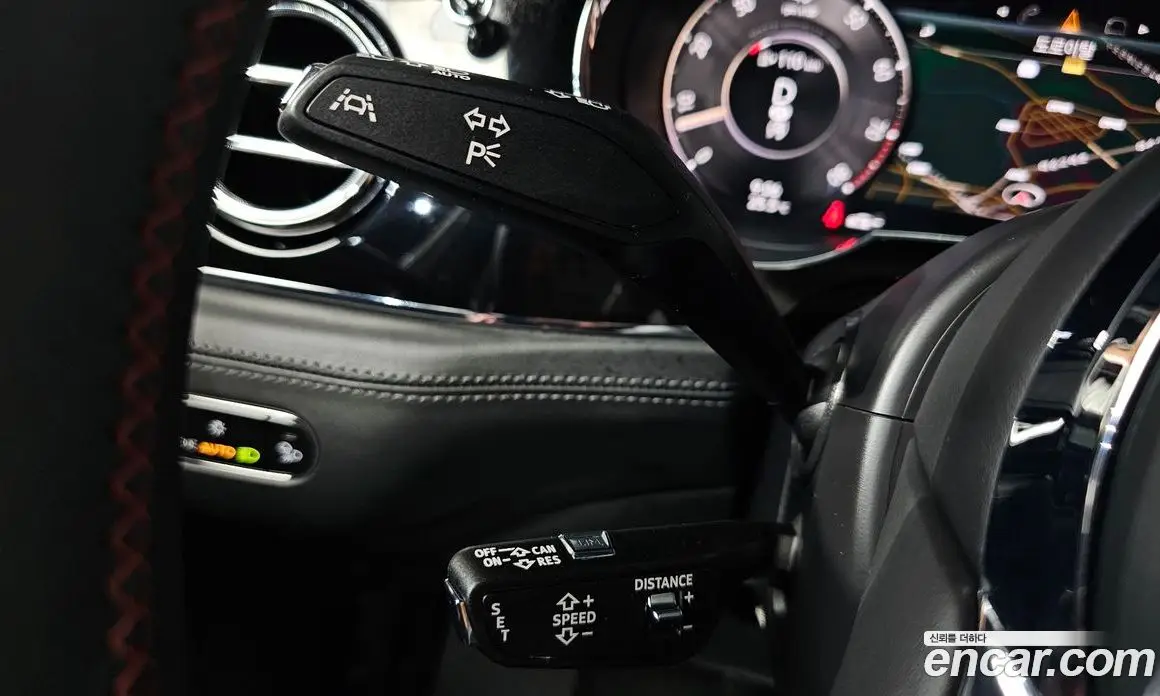 Bentley Bentayga 2024 4.0 автомат (гидро), фото 27