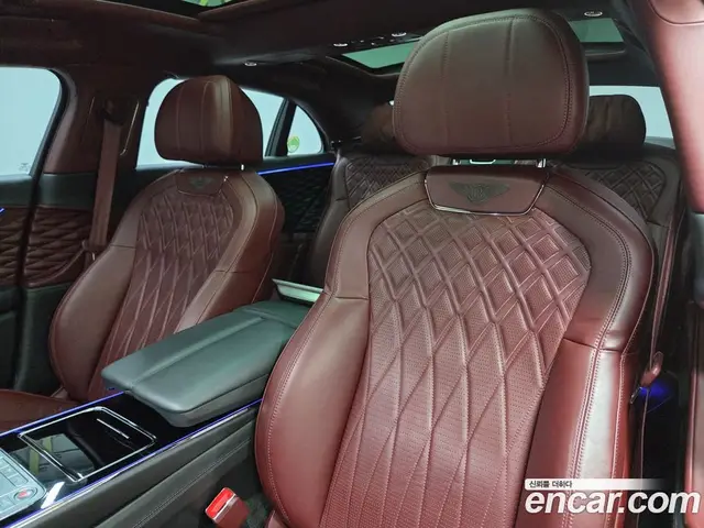 Bentley Flying Spur 2021 4.0 автомат (гидро), миниатюра 10