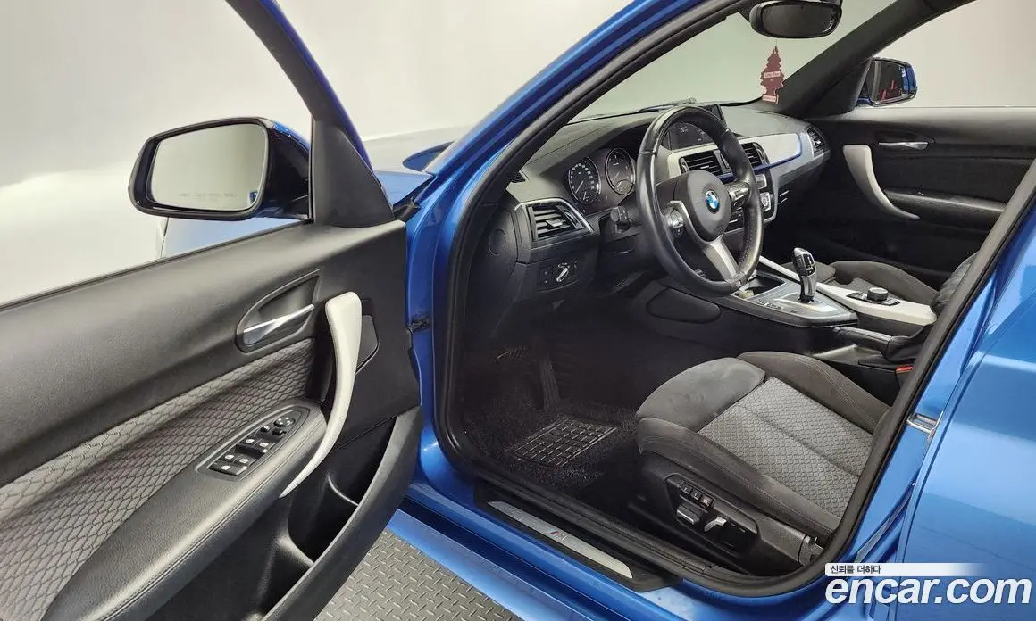 BMW 1 серия 2018 2.0 автомат (гидро), фото 12