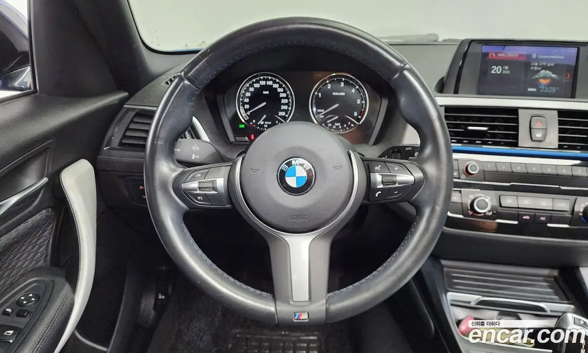 BMW 1 серия 2018 2.0 автомат (гидро), фото 17
