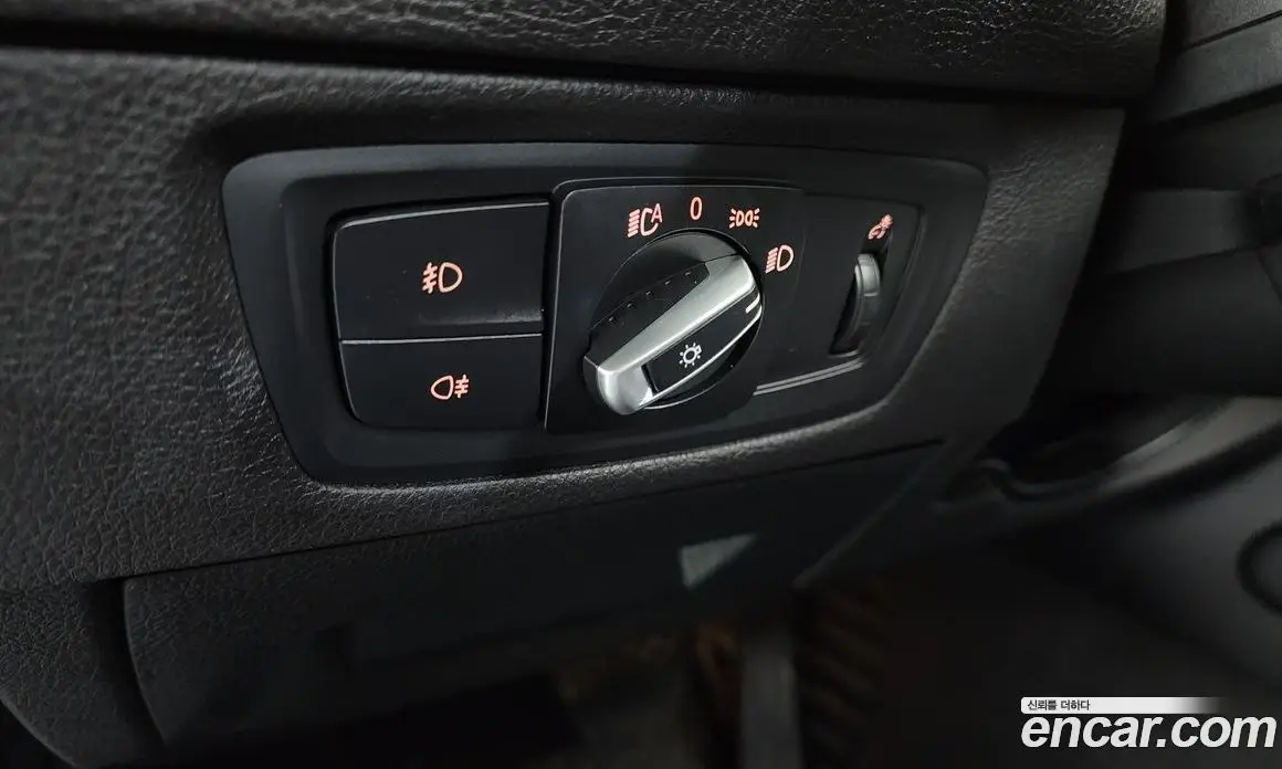 BMW 1 серия 2018 2.0 автомат (гидро), фото 21