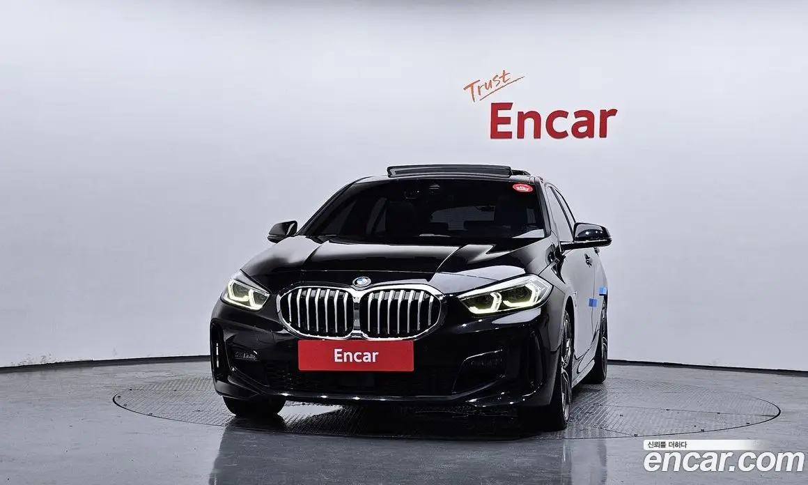 BMW 1 серия 2021 2.0 автомат (гидро), фото 3