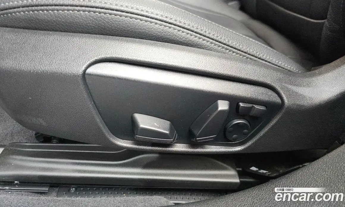 BMW 1 серия 2021 2.0 автомат (гидро), фото 31