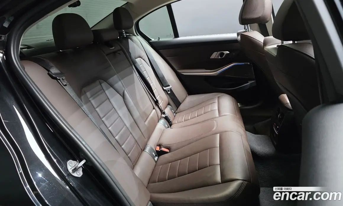 BMW 3 серия 2021 2.0 автомат (гидро), фото 17