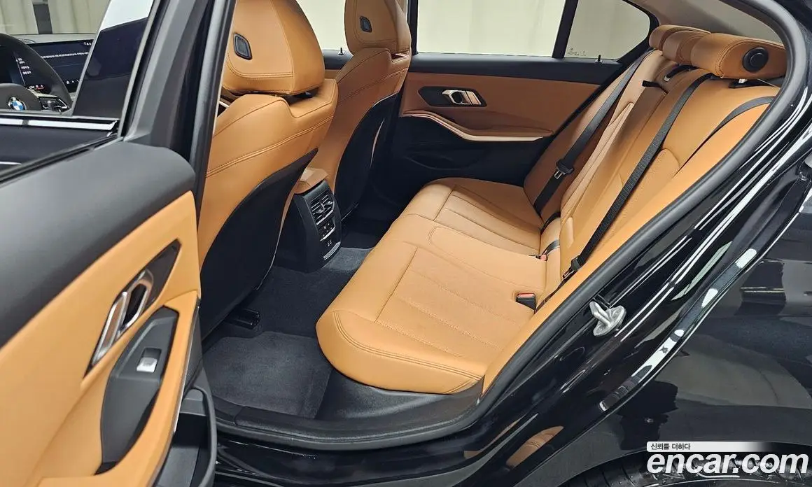 BMW 3 серия 2025 2.0 автомат (гидро), фото 16