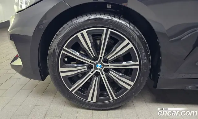 BMW 3 серия 2025 2.0 автомат (гидро), миниатюра 4