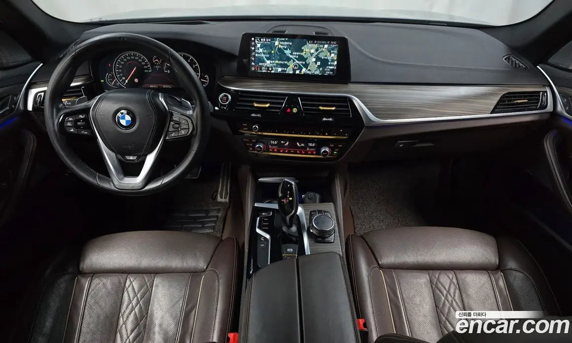 BMW 5 серия 2017 2.0 автомат (гидро), фото 9