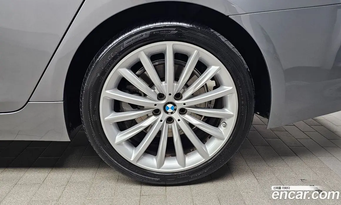 BMW 5 серия 2023 2.0 автомат (гидро), фото 7