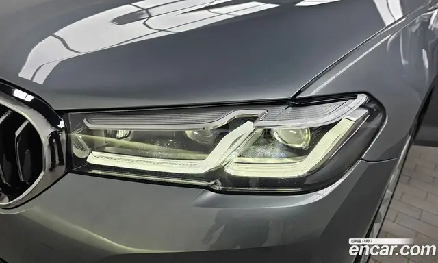 BMW 5 серия 2023 2.0 автомат (гидро), миниатюра 8
