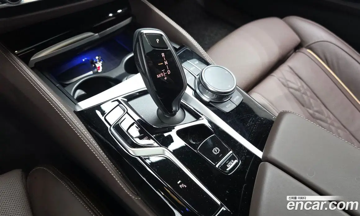BMW 5 серия 2023 2.0 автомат (гидро), фото 9