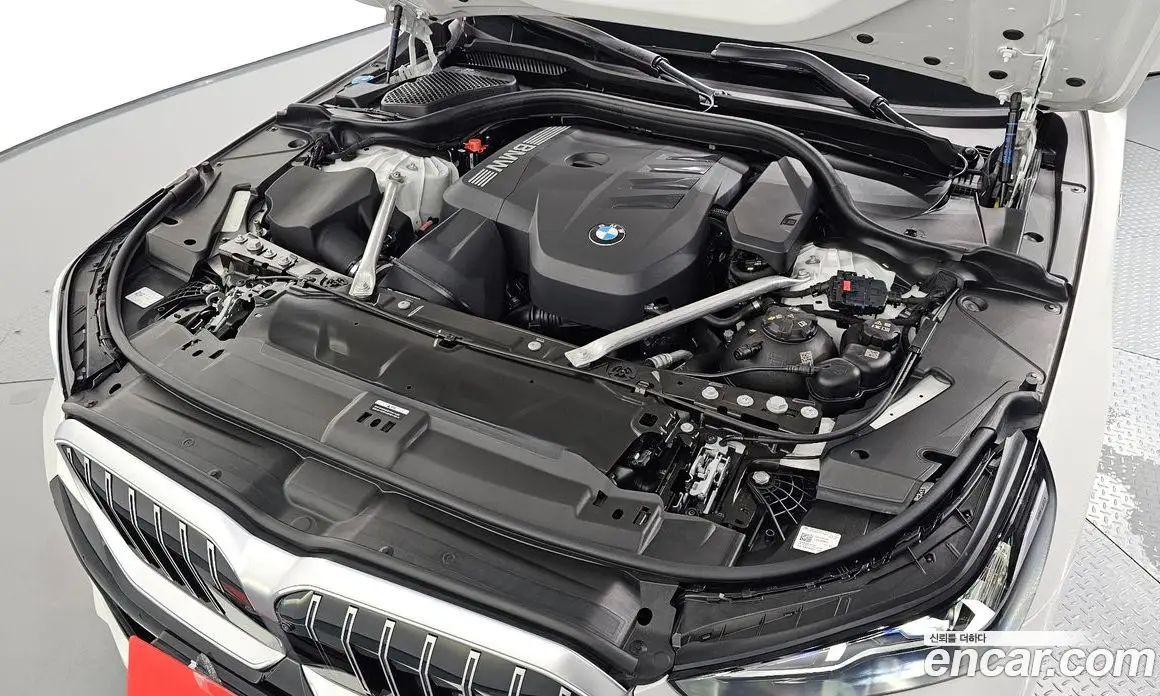 BMW 5 серия 2025 2.0 автомат (гидро), фото 6