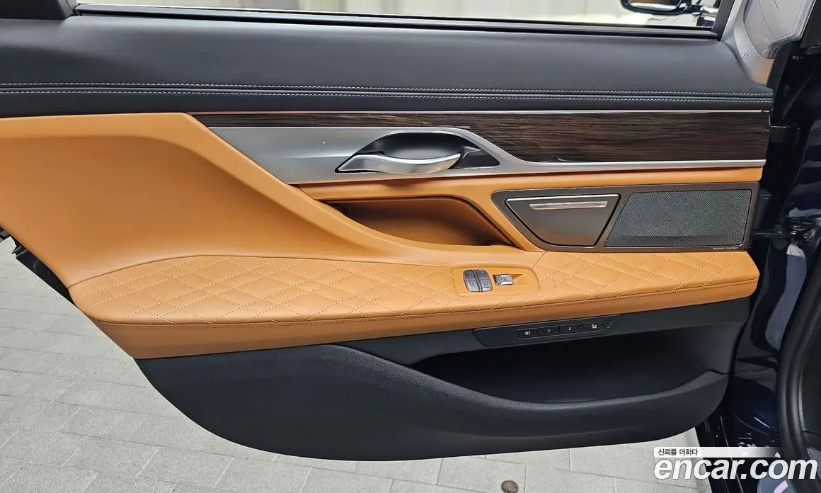 BMW 7 серия 2019 3.0 автомат (гидро), фото 15