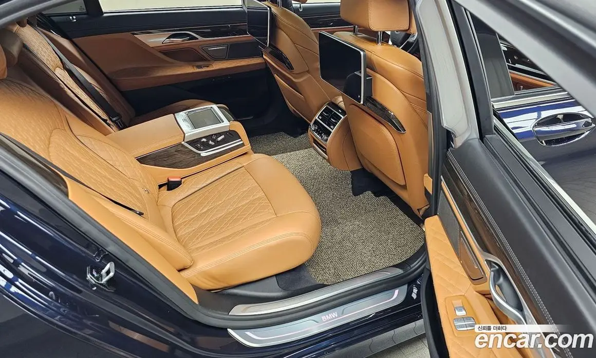 BMW 7 серия 2019 3.0 автомат (гидро), фото 18