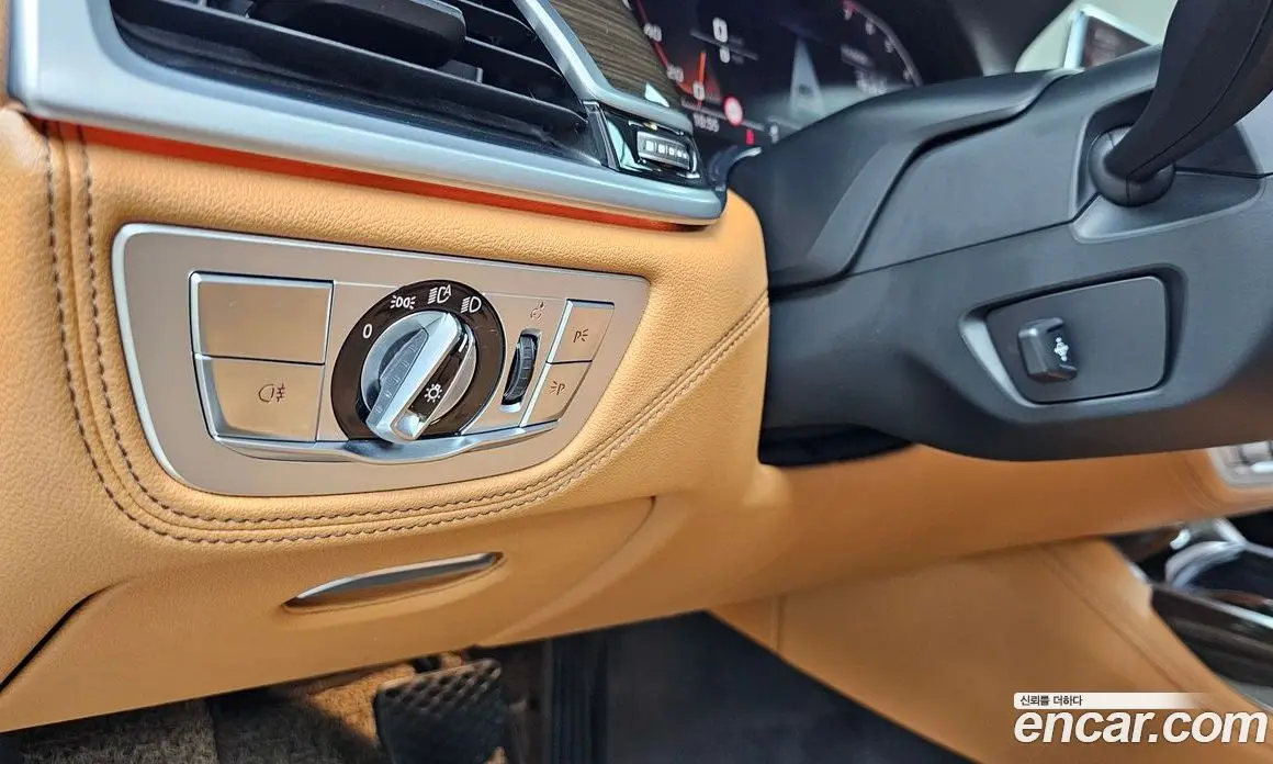 BMW 7 серия 2019 3.0 автомат (гидро), фото 28