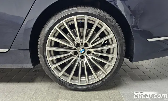 BMW 7 серия 2019 3.0 автомат (гидро), миниатюра 7