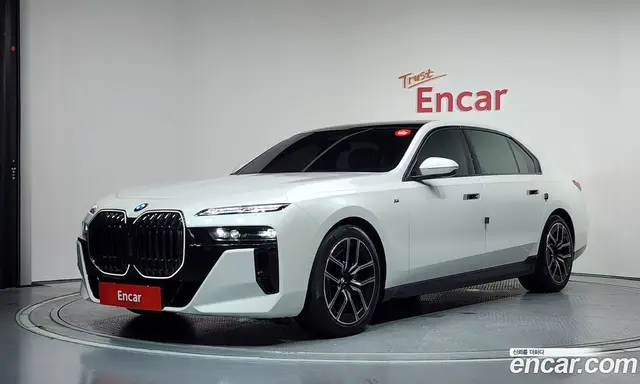 BMW 7 серия 2023 3.0 автомат (гидро), миниатюра 1