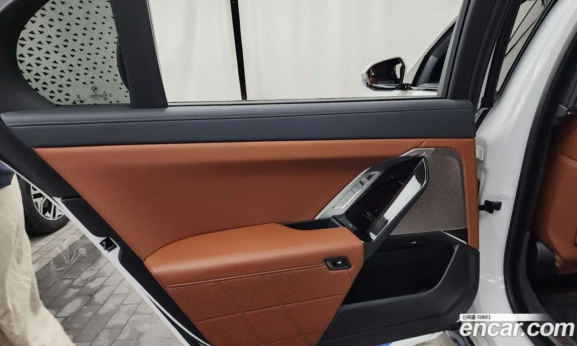BMW 7 серия 2023 3.0 автомат (гидро), фото 15