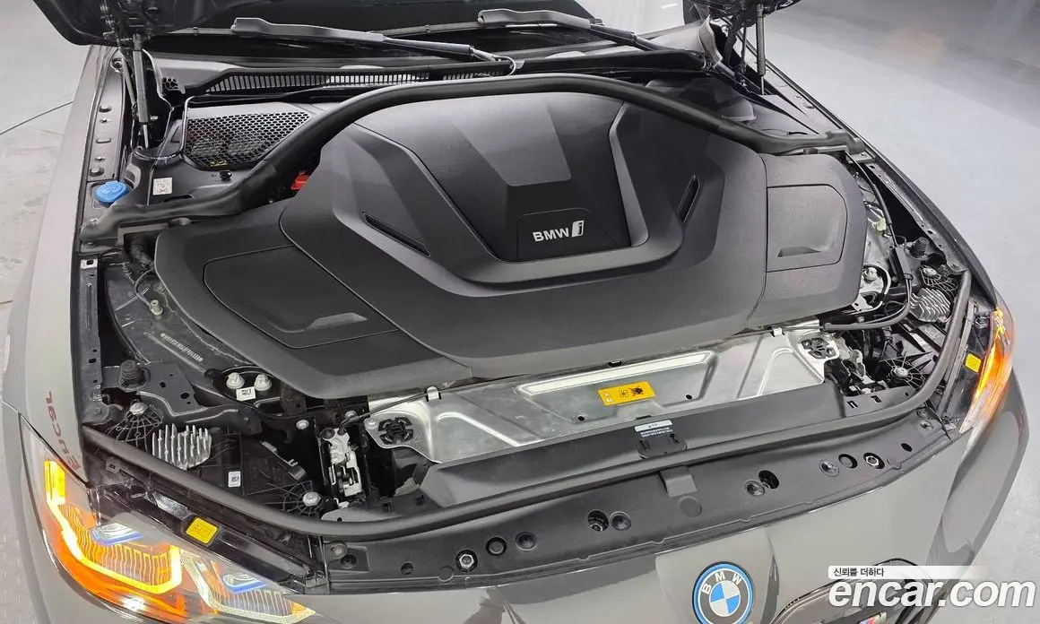 BMW i4 2023 0.2 автомат (гидро), фото 5