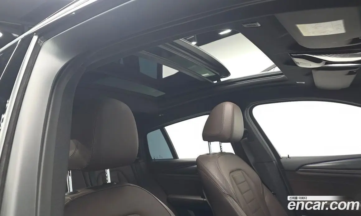 BMW X4 2023 2.0 автомат (гидро), фото 17