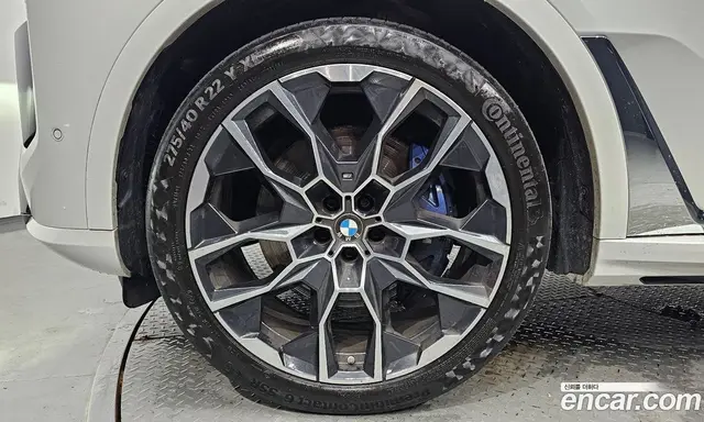 BMW X7 2023 3.0 автомат (гидро), миниатюра 5