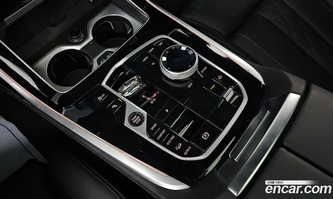 BMW X7 2023 3.0 автомат (гидро), фото 9