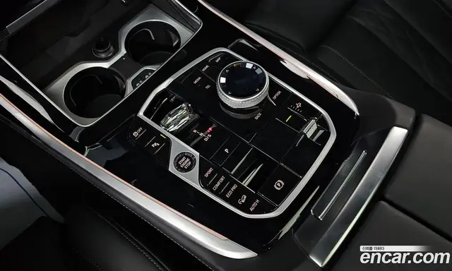 BMW X7 2023 3.0 автомат (гидро), миниатюра 9