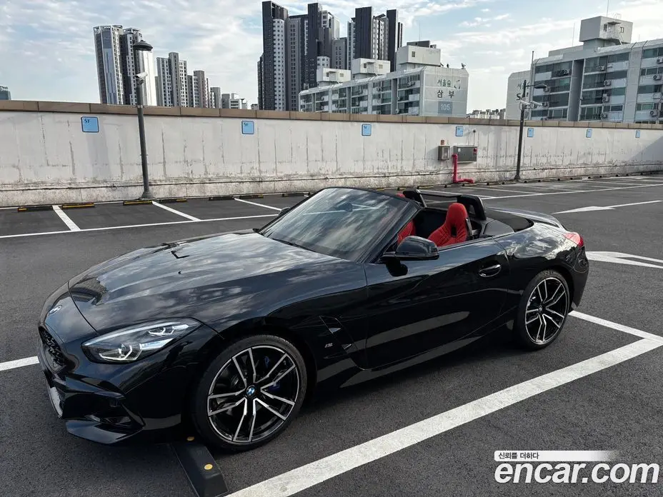 BMW Z4 2024 2.0 автомат (гидро), фото 13