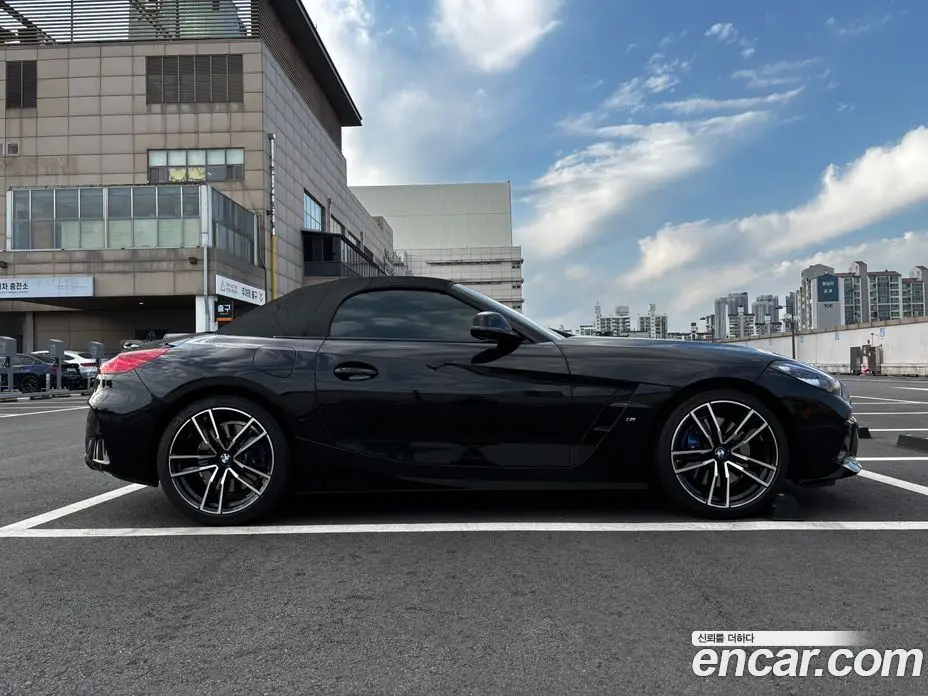 BMW Z4 2024 2.0 автомат (гидро), фото 10