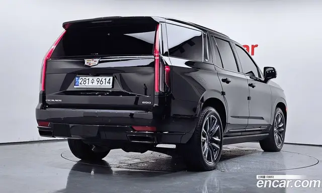 Cadillac Escalade 2023 6.2 автомат (гидро), миниатюра 2