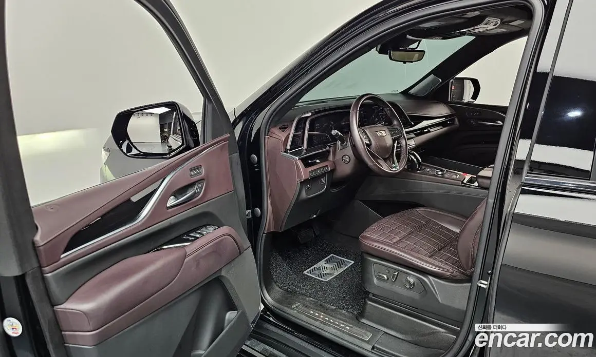 Cadillac Escalade 2023 6.2 автомат (гидро), фото 13