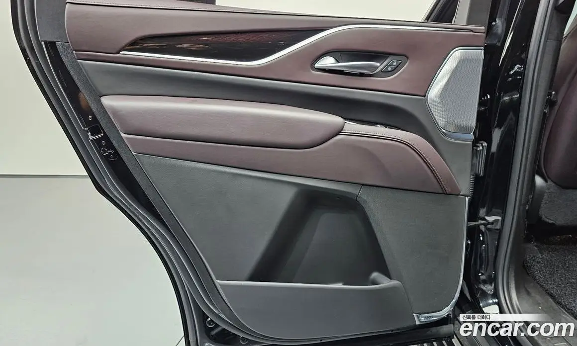Cadillac Escalade 2023 6.2 автомат (гидро), фото 15