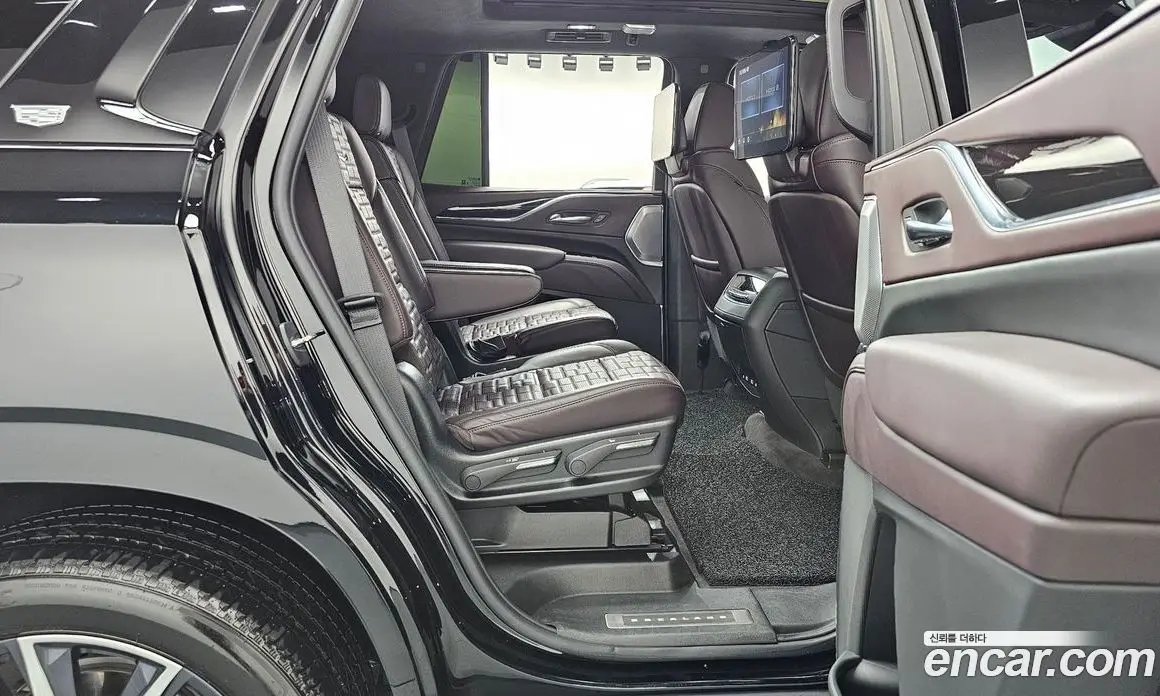 Cadillac Escalade 2023 6.2 автомат (гидро), фото 17