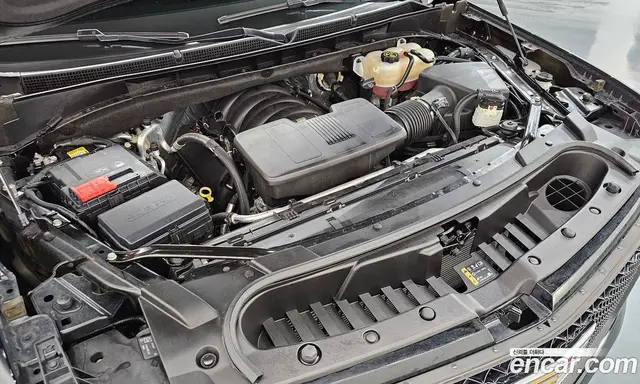 Cadillac Escalade 2023 6.2 автомат (гидро), миниатюра 6
