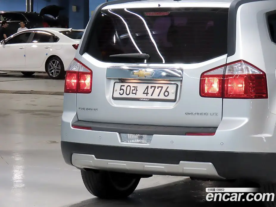 Chevrolet Orlando 2011 2.0 автомат (гидро), фото 20