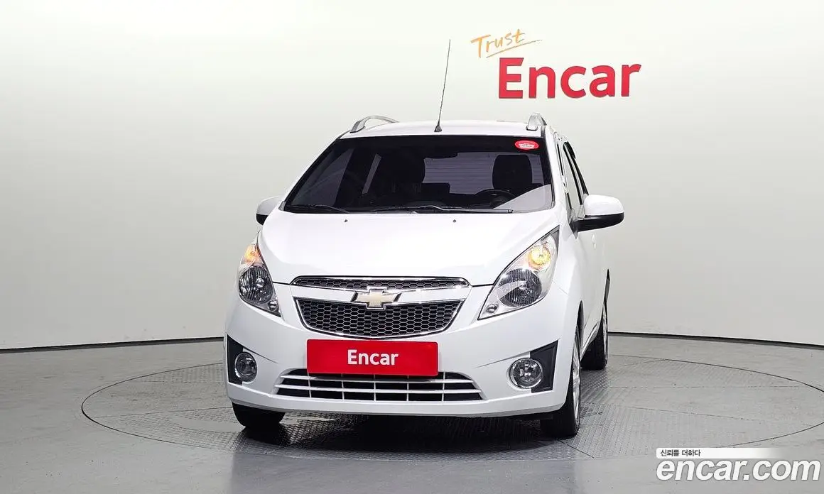 Chevrolet Spark 2011 1.0 автомат (гидро), фото 3