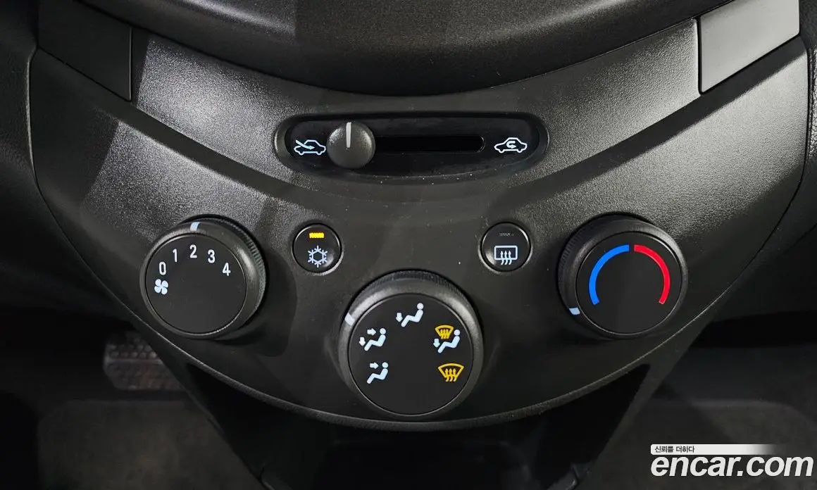 Chevrolet Spark 2011 1.0 автомат (гидро), фото 23
