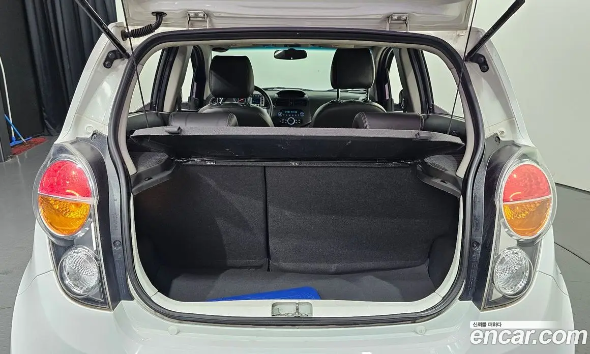 Chevrolet Spark 2011 1.0 автомат (гидро), фото 27