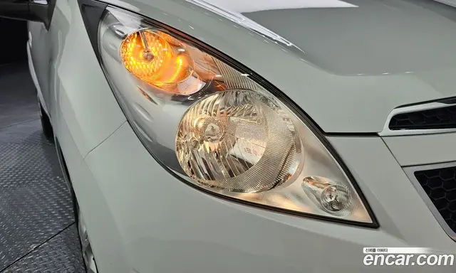 Chevrolet Spark 2011 1.0 автомат (гидро), миниатюра 8