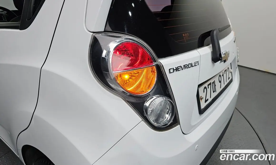 Chevrolet Spark 2011 1.0 автомат (гидро), фото 9