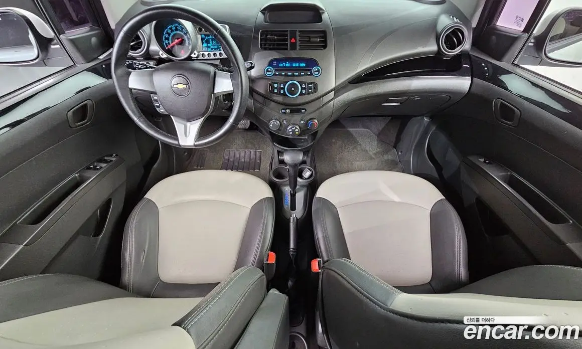 Chevrolet Spark 2011 1.0 автомат (гидро), фото 10