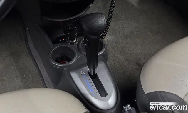 Chevrolet Spark 2012 1.0 автомат (гидро), миниатюра 11