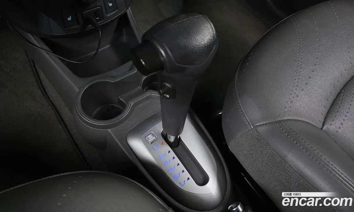 Chevrolet Spark 2014 1.0 автомат (гидро), фото 9