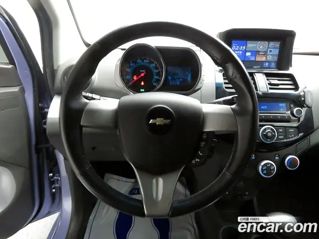 Chevrolet Spark 2014 1.0 автомат (гидро), миниатюра 8