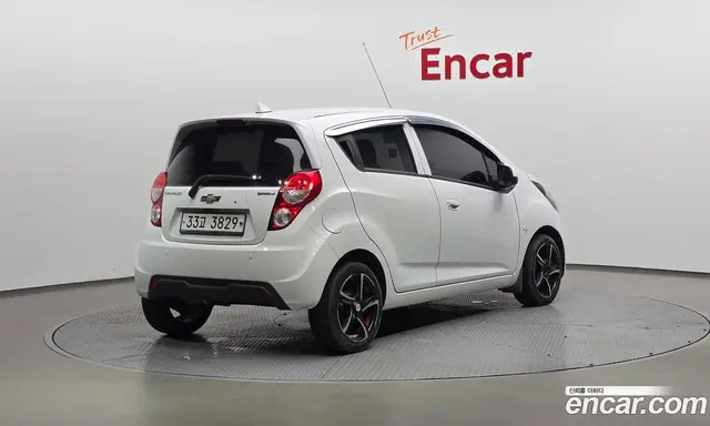 Chevrolet Spark 2015 1.0 автомат (гидро), миниатюра 2