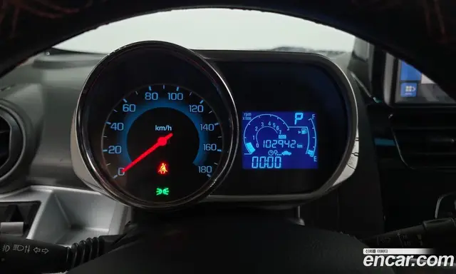 Chevrolet Spark 2015 1.0 автомат (гидро), миниатюра 11