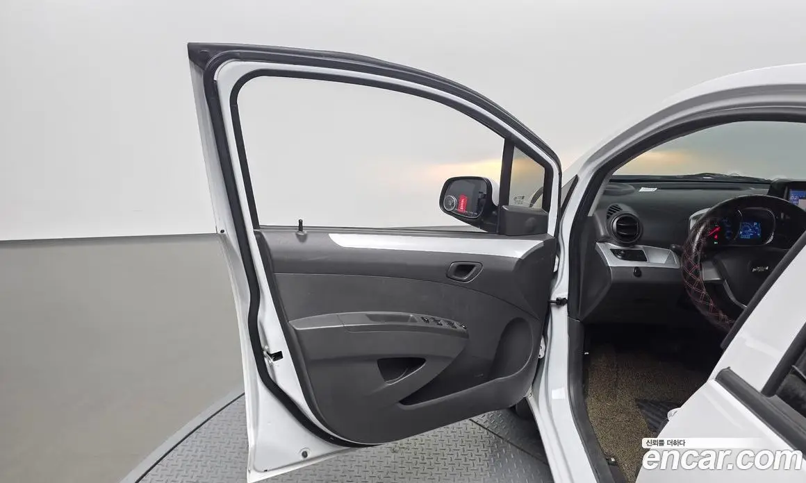 Chevrolet Spark 2015 1.0 автомат (гидро), фото 14