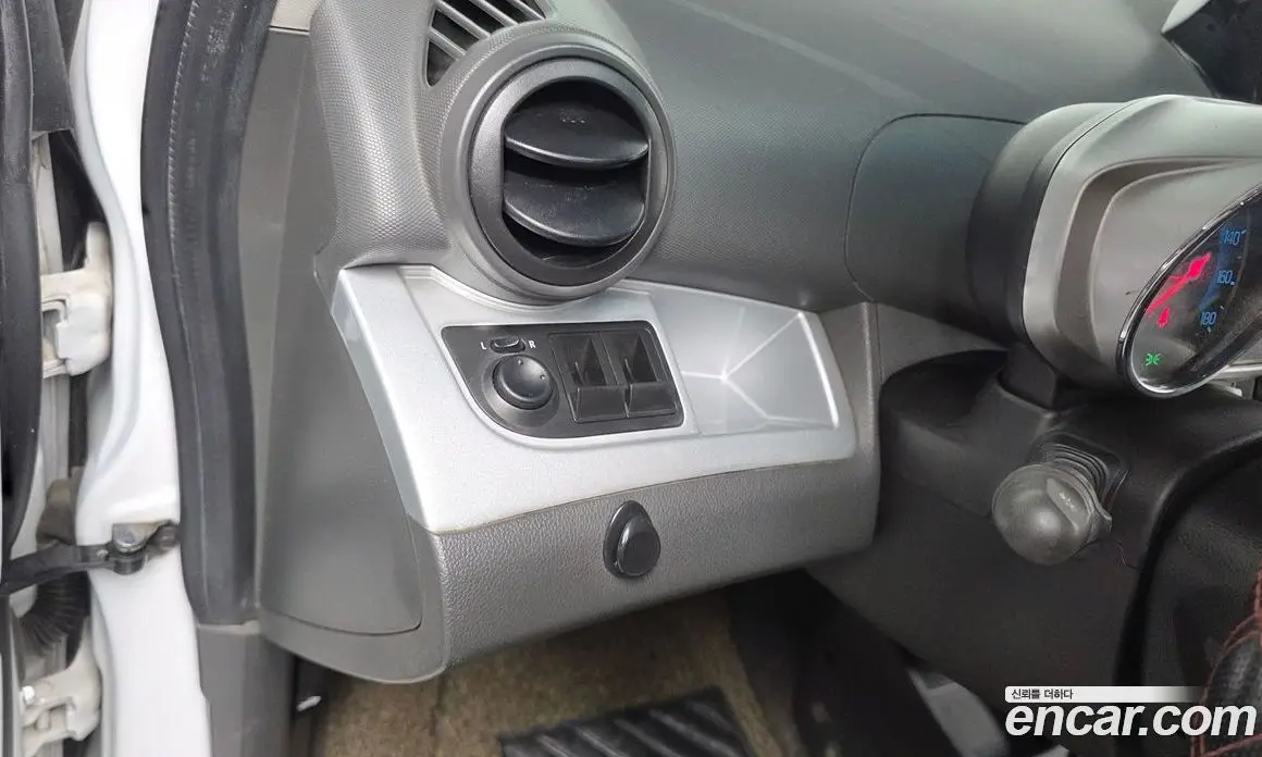 Chevrolet Spark 2015 1.0 автомат (гидро), фото 25