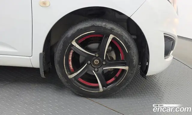 Chevrolet Spark 2015 1.0 автомат (гидро), миниатюра 7