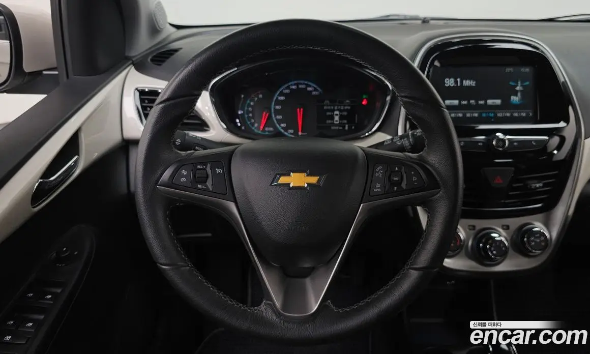Chevrolet Spark 2016 1.0 автомат (гидро), фото 19